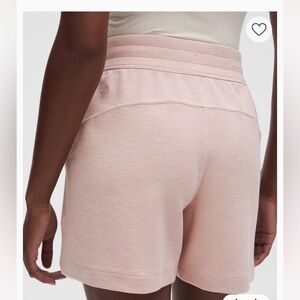 Lululemon Scuba High-Rise Short 5" Waffle Heathered Mink Berry NWT size XS